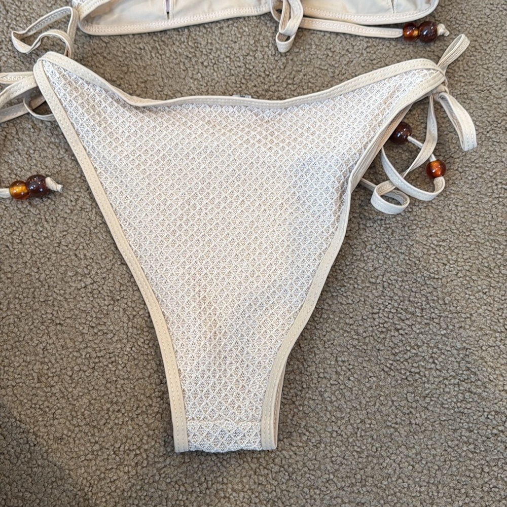 Cream Textured Bikini Set - Picture 8 of 11